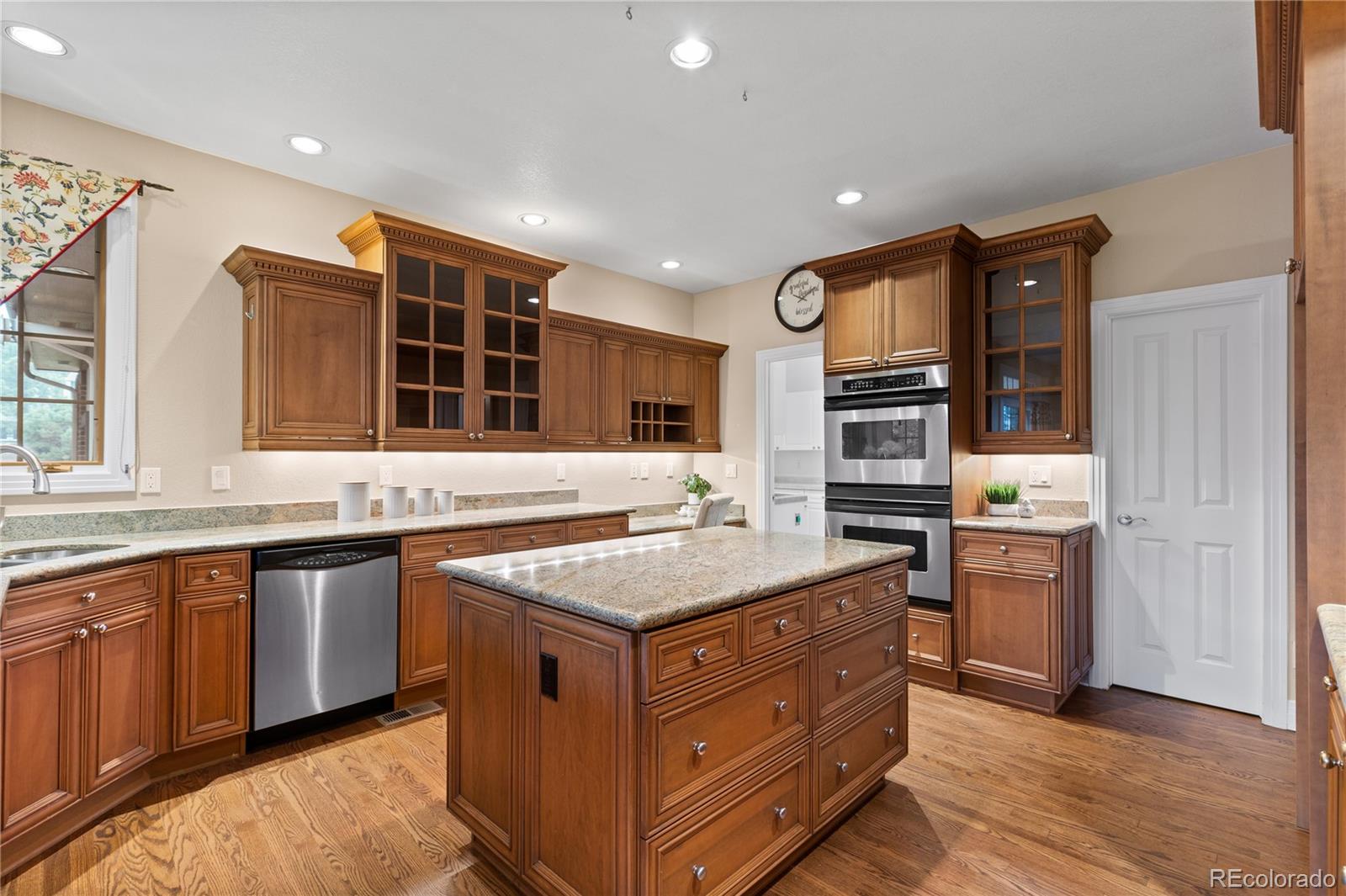 MLS Image #14 for 852  glen oaks avenue,castle pines, Colorado