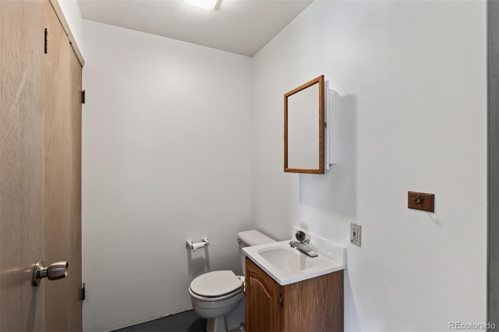 MLS Image #18 for 8472 s ault lane,morrison, Colorado