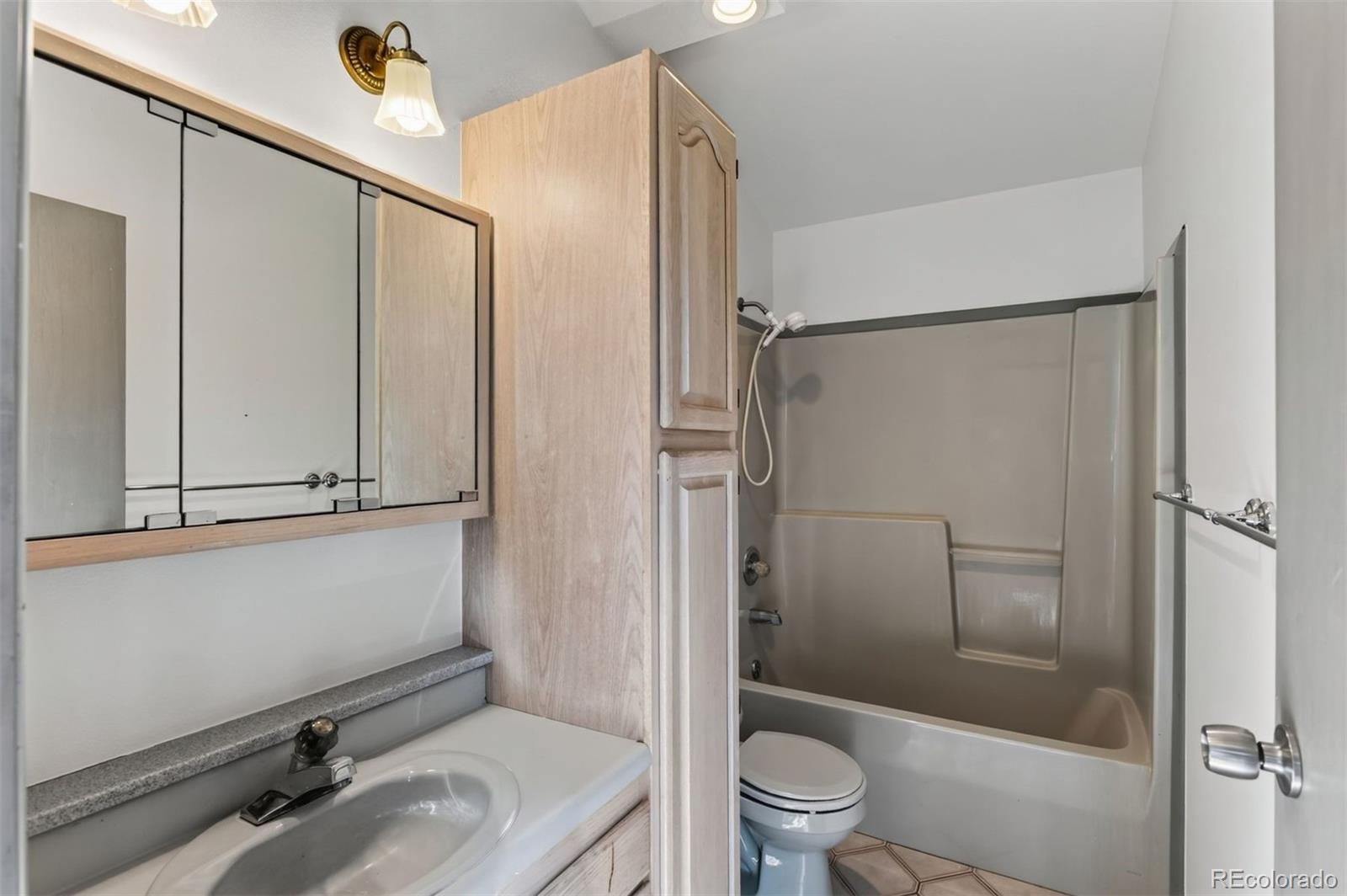 MLS Image #22 for 8472 s ault lane,morrison, Colorado