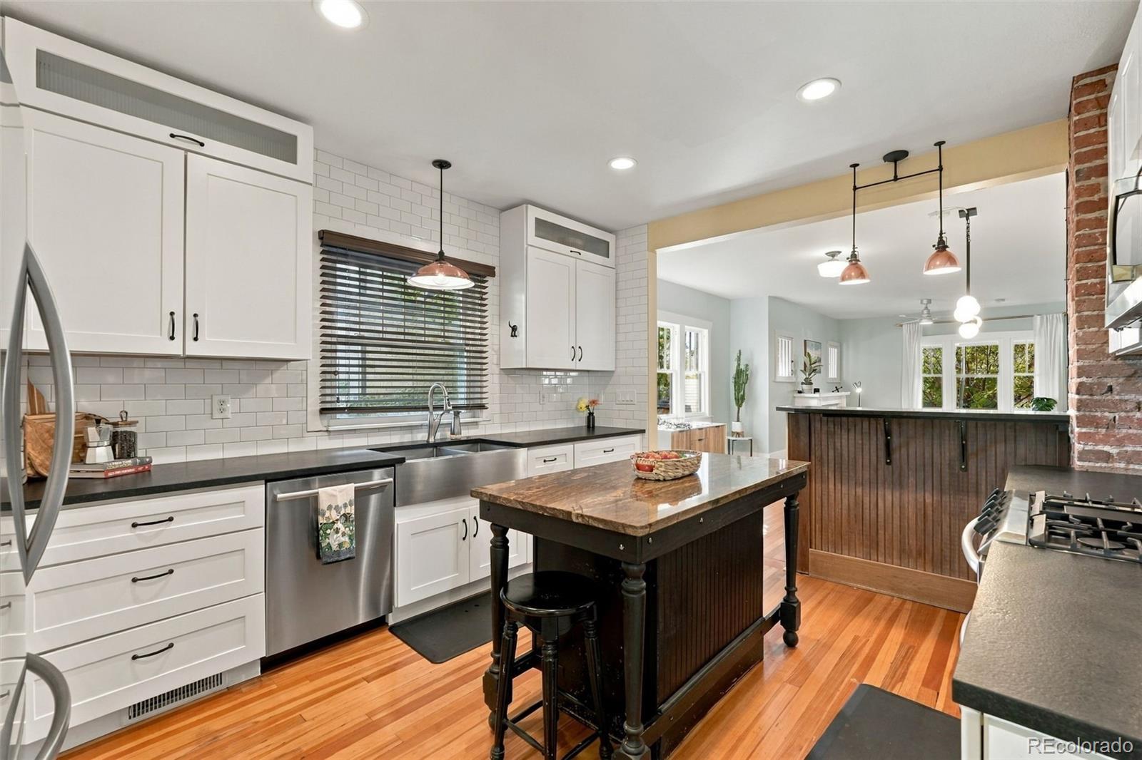 MLS Image #15 for 3065 w 35th avenue,denver, Colorado
