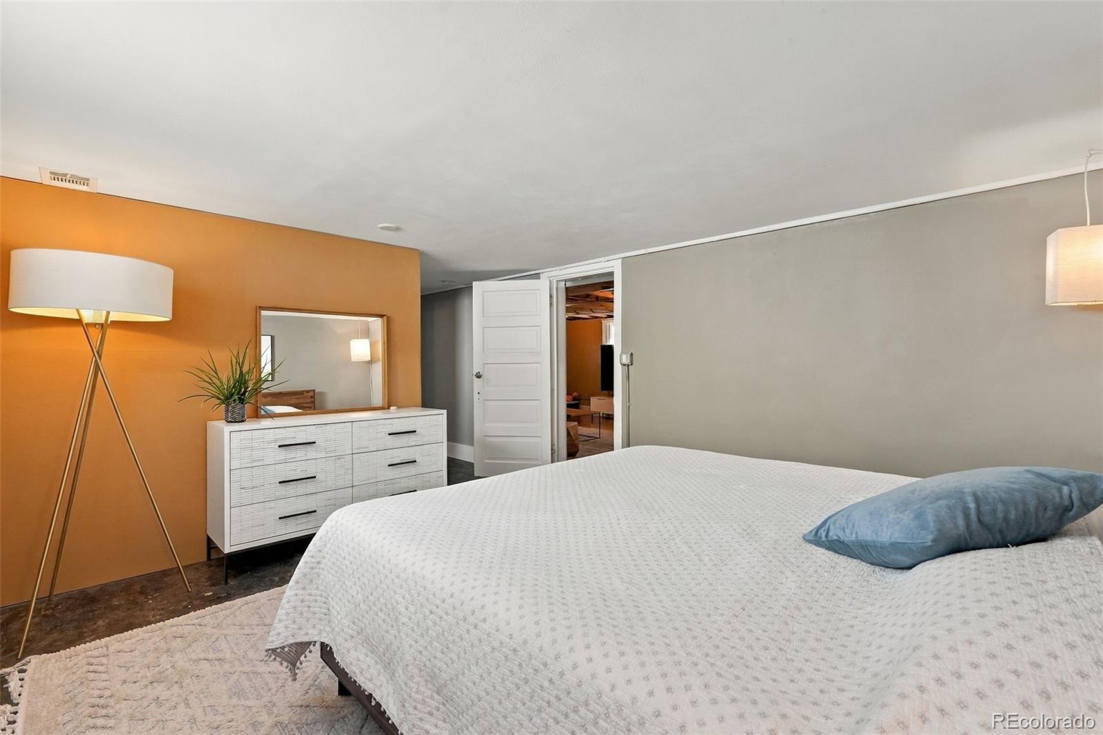 MLS Image #32 for 3065 w 35th avenue,denver, Colorado