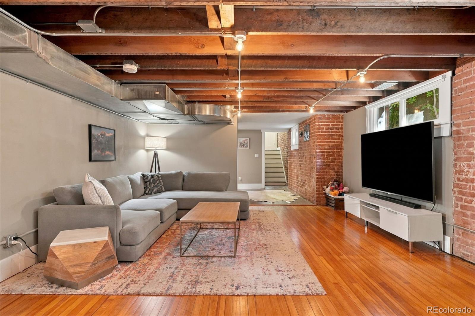 MLS Image #33 for 3065 w 35th avenue,denver, Colorado