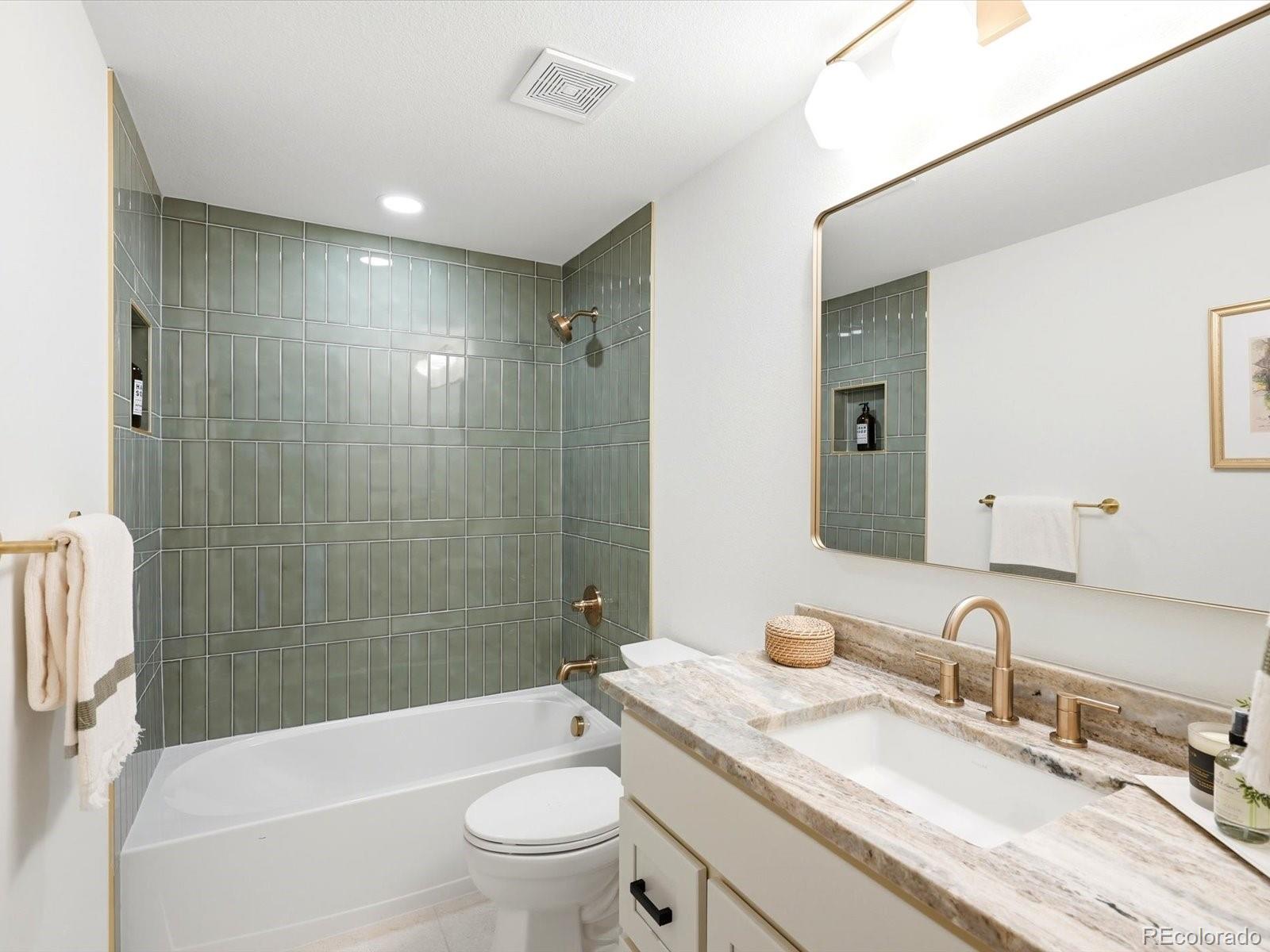 MLS Image #27 for 6982 s niagara court,centennial, Colorado