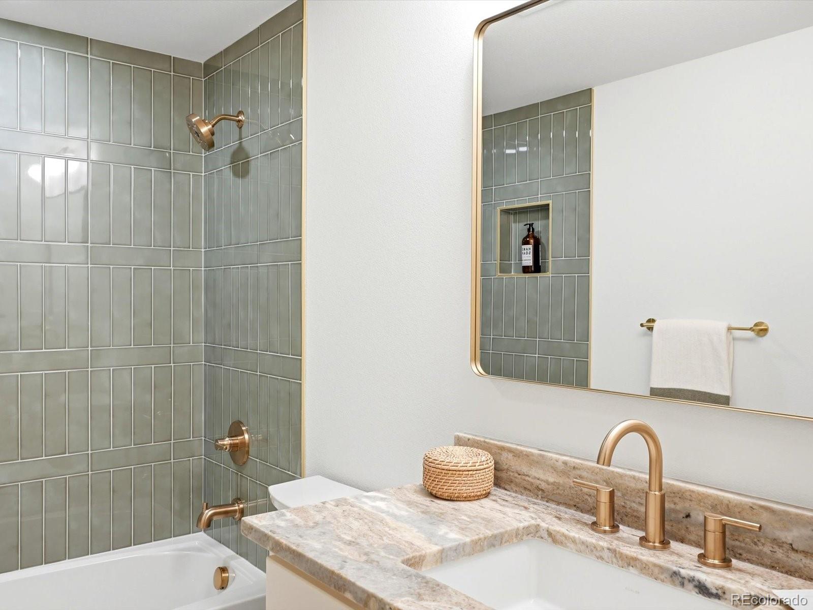 MLS Image #28 for 6982 s niagara court,centennial, Colorado