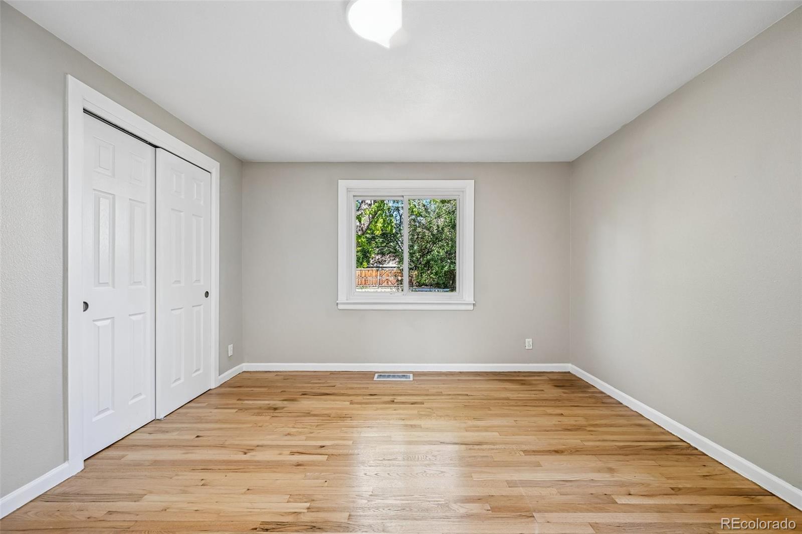 MLS Image #29 for 9899 e 7th avenue,aurora, Colorado