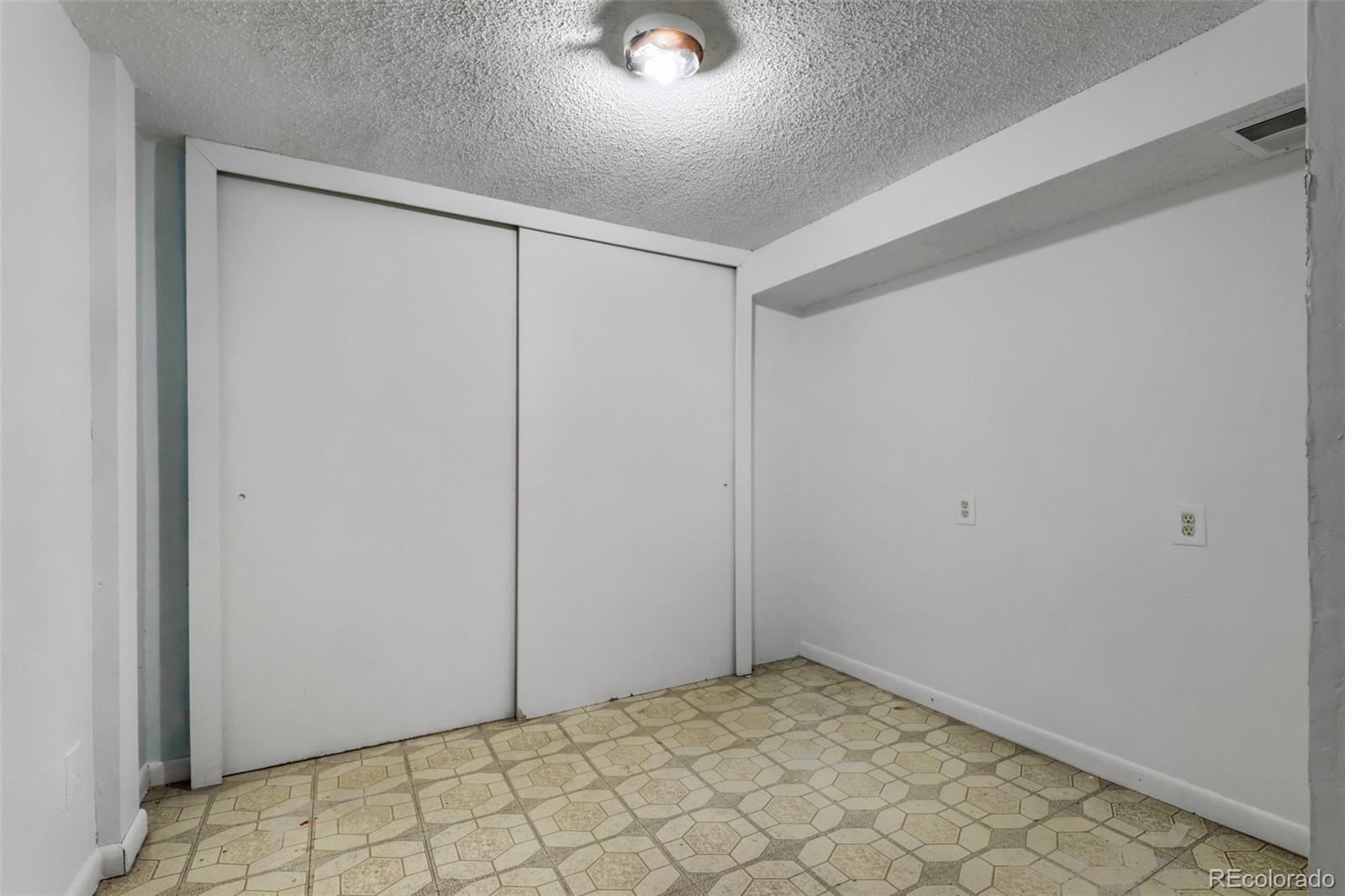 MLS Image #18 for 11761 e canal drive,aurora, Colorado