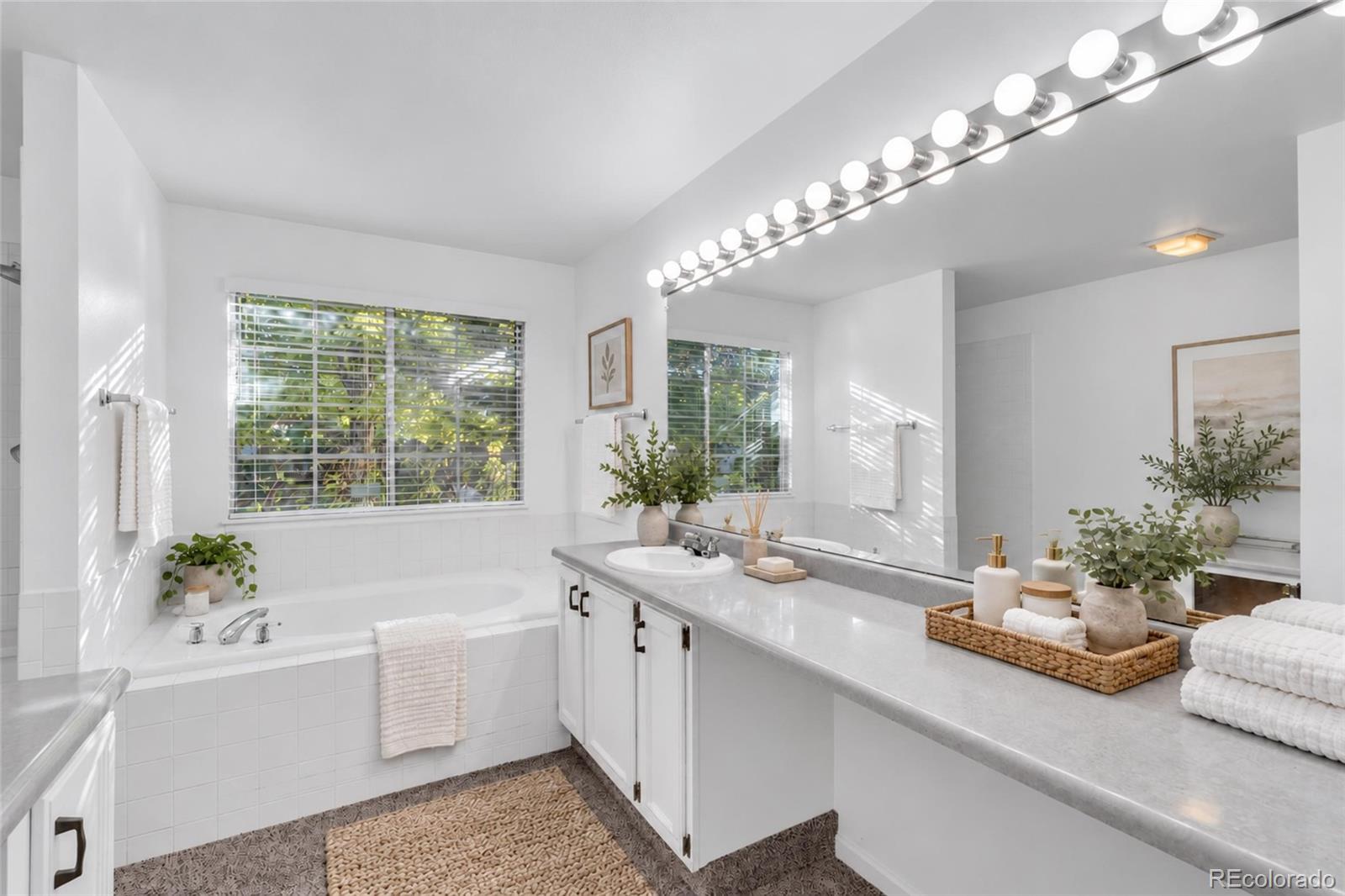 MLS Image #6 for 2249 s joliet way,aurora, Colorado