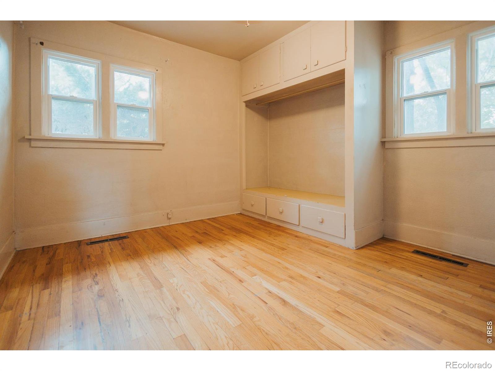 MLS Image #12 for 1417 s shields street,fort collins, Colorado