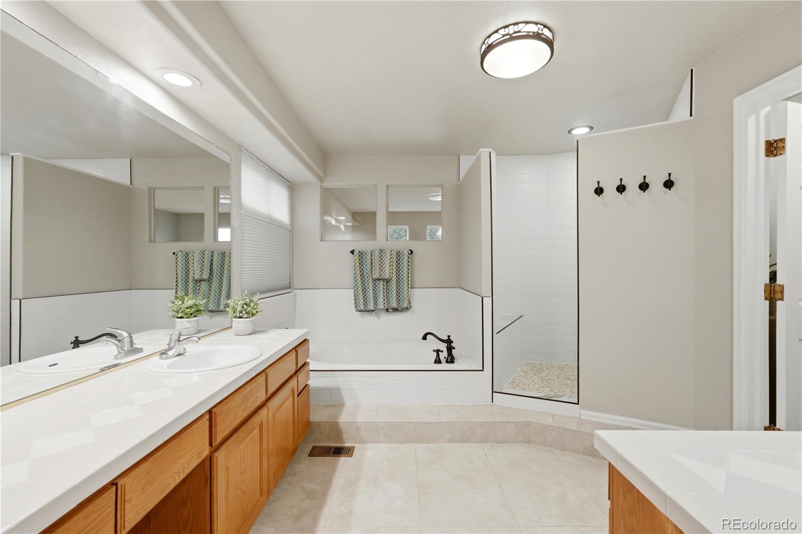 MLS Image #25 for 8931  tuscany lane,highlands ranch, Colorado