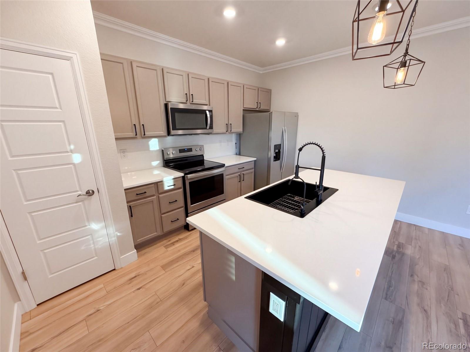 MLS Image #5 for 4677  river highlands loop,elizabeth, Colorado