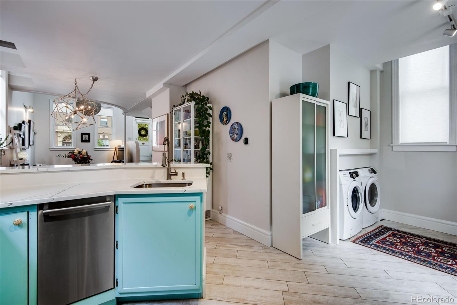 MLS Image #15 for 2525  curtis street,denver, Colorado
