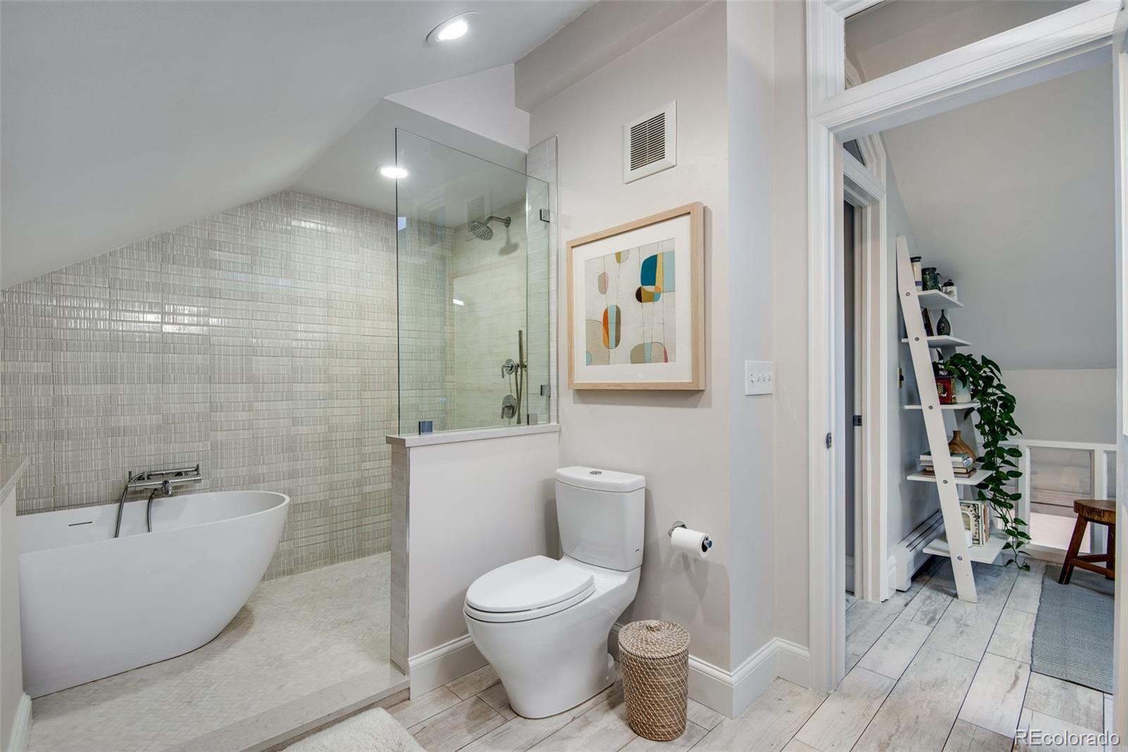 MLS Image #27 for 2525  curtis street,denver, Colorado