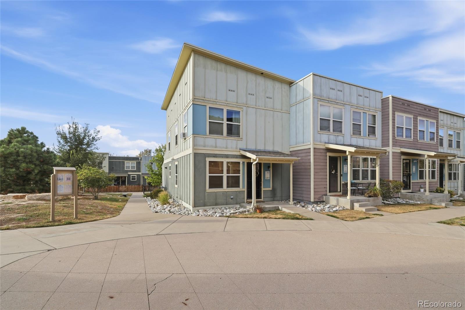 MLS Image #1 for 4201  fraser way,denver, Colorado