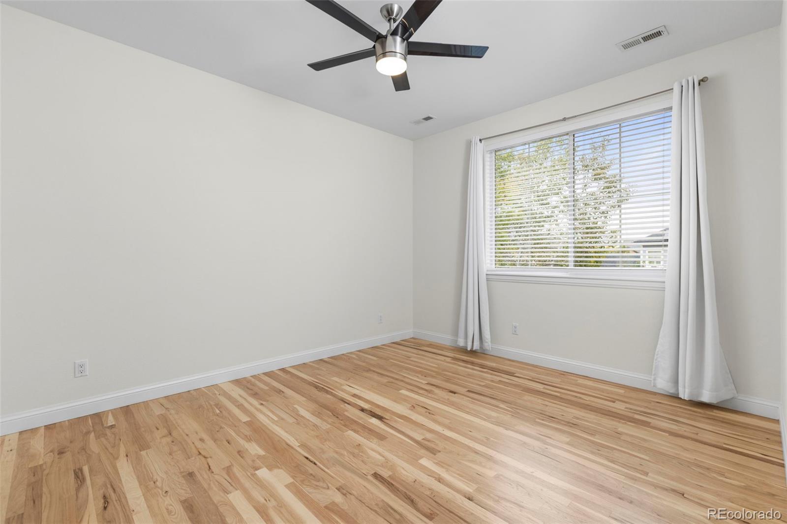 MLS Image #30 for 9177 e 4th place,denver, Colorado