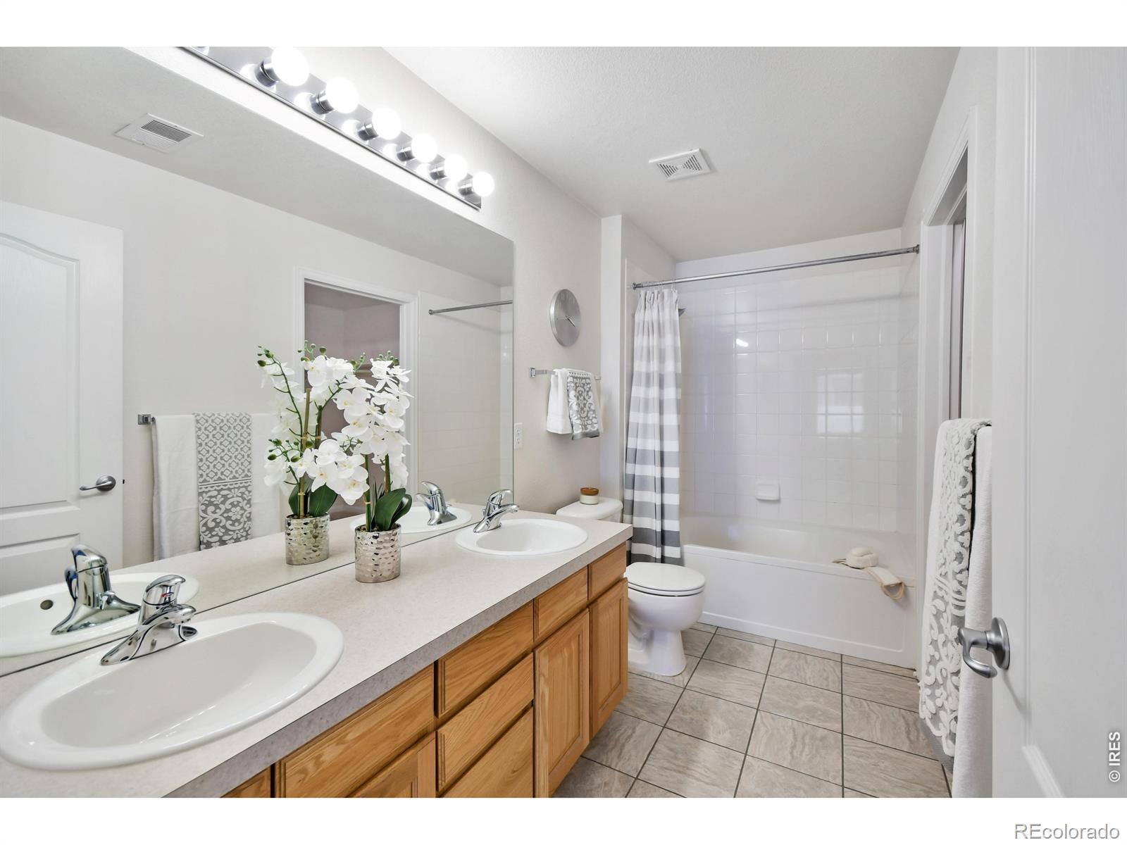 MLS Image #12 for 4615  hahns peak drive,loveland, Colorado