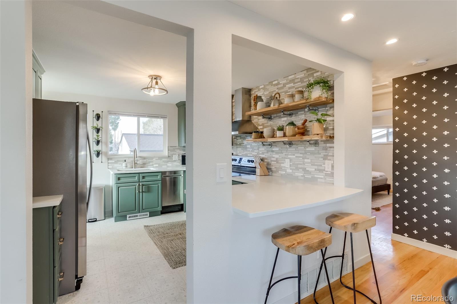 MLS Image #6 for 2381 w 57th avenue,denver, Colorado
