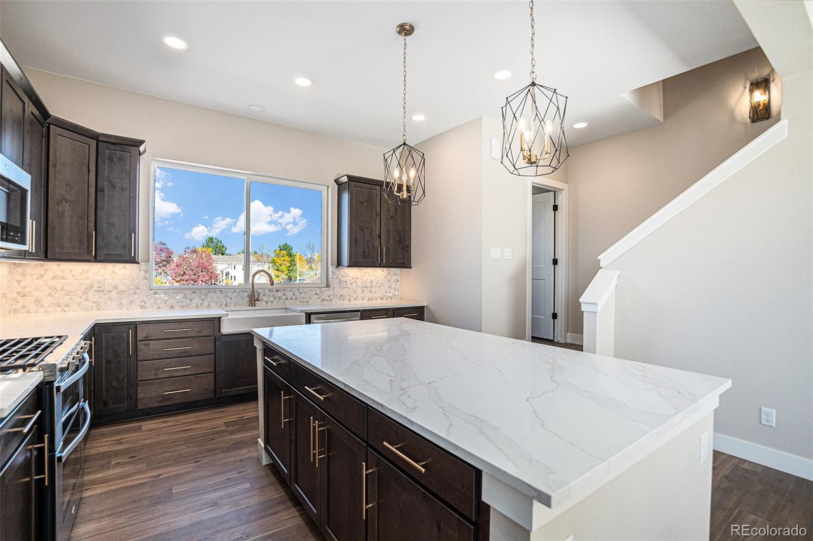 MLS Image #11 for 888 s valentia street 10-104,denver, Colorado