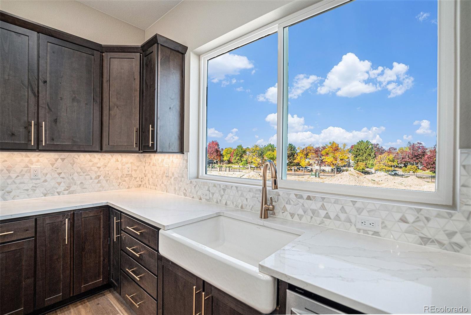 MLS Image #13 for 888 s valentia street 10-104,denver, Colorado