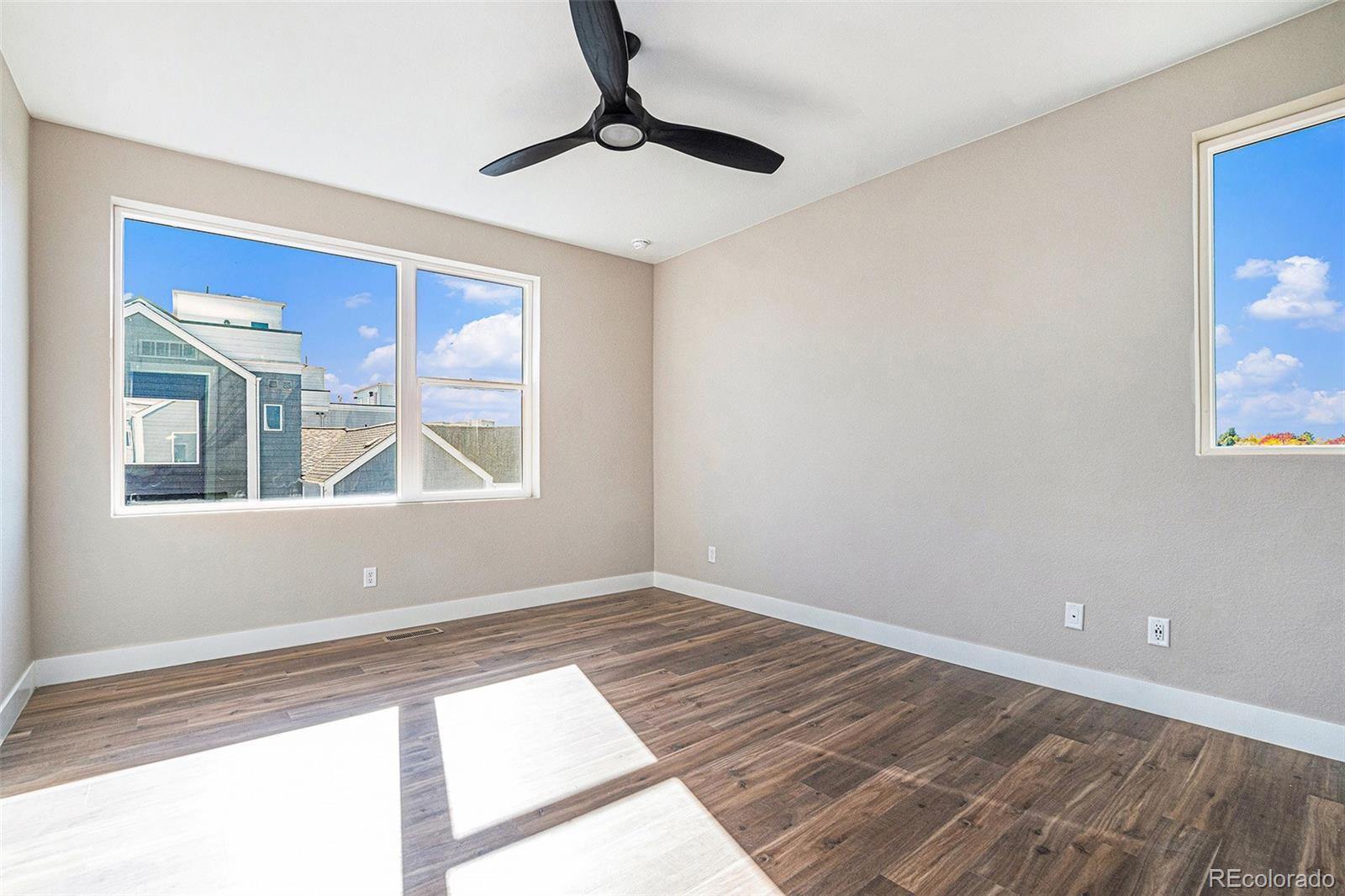 MLS Image #17 for 888 s valentia street 10-104,denver, Colorado