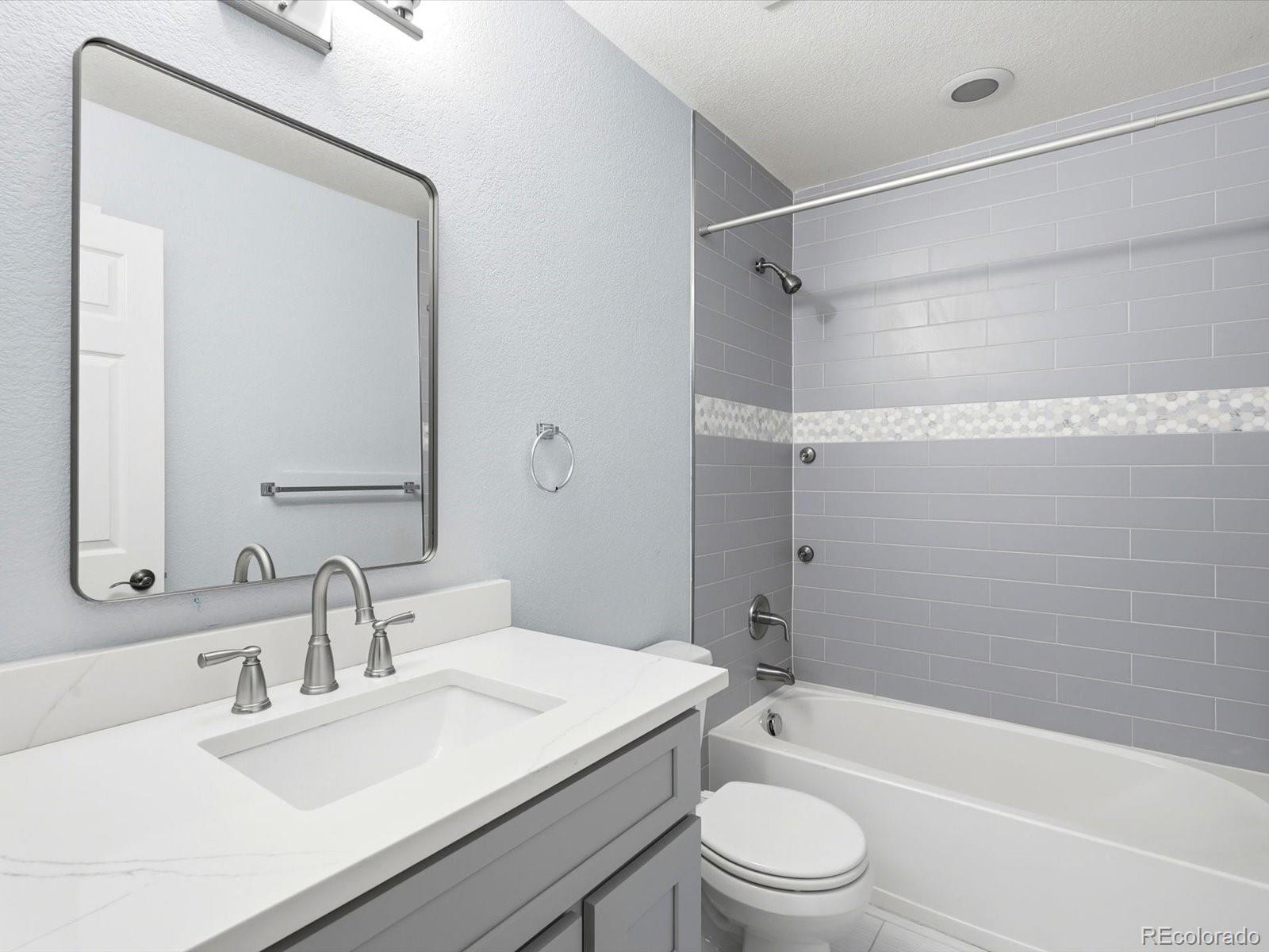 MLS Image #25 for 2816  syracuse court ,denver, Colorado