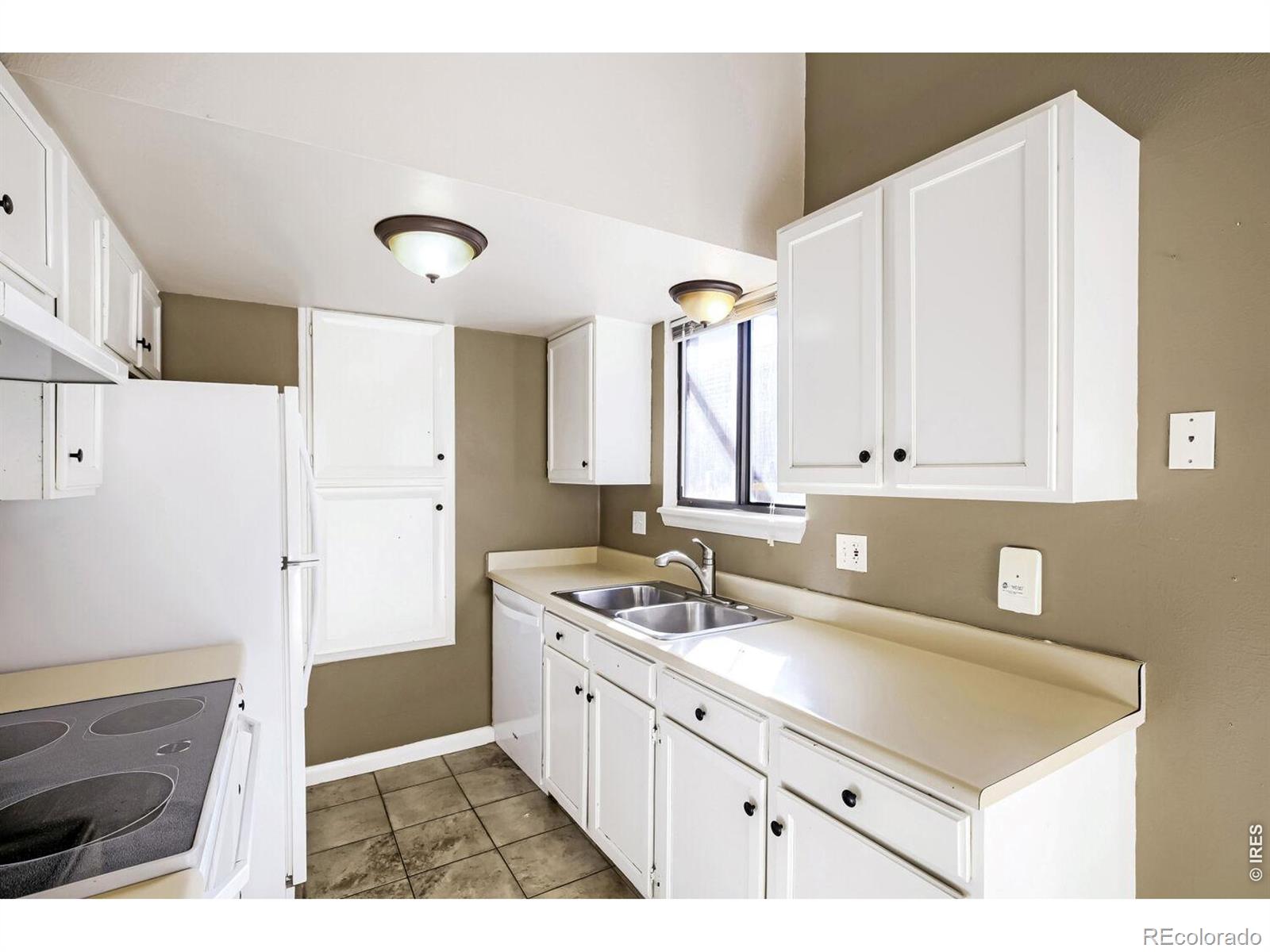 MLS Image #8 for 1021  townley circle,longmont, Colorado