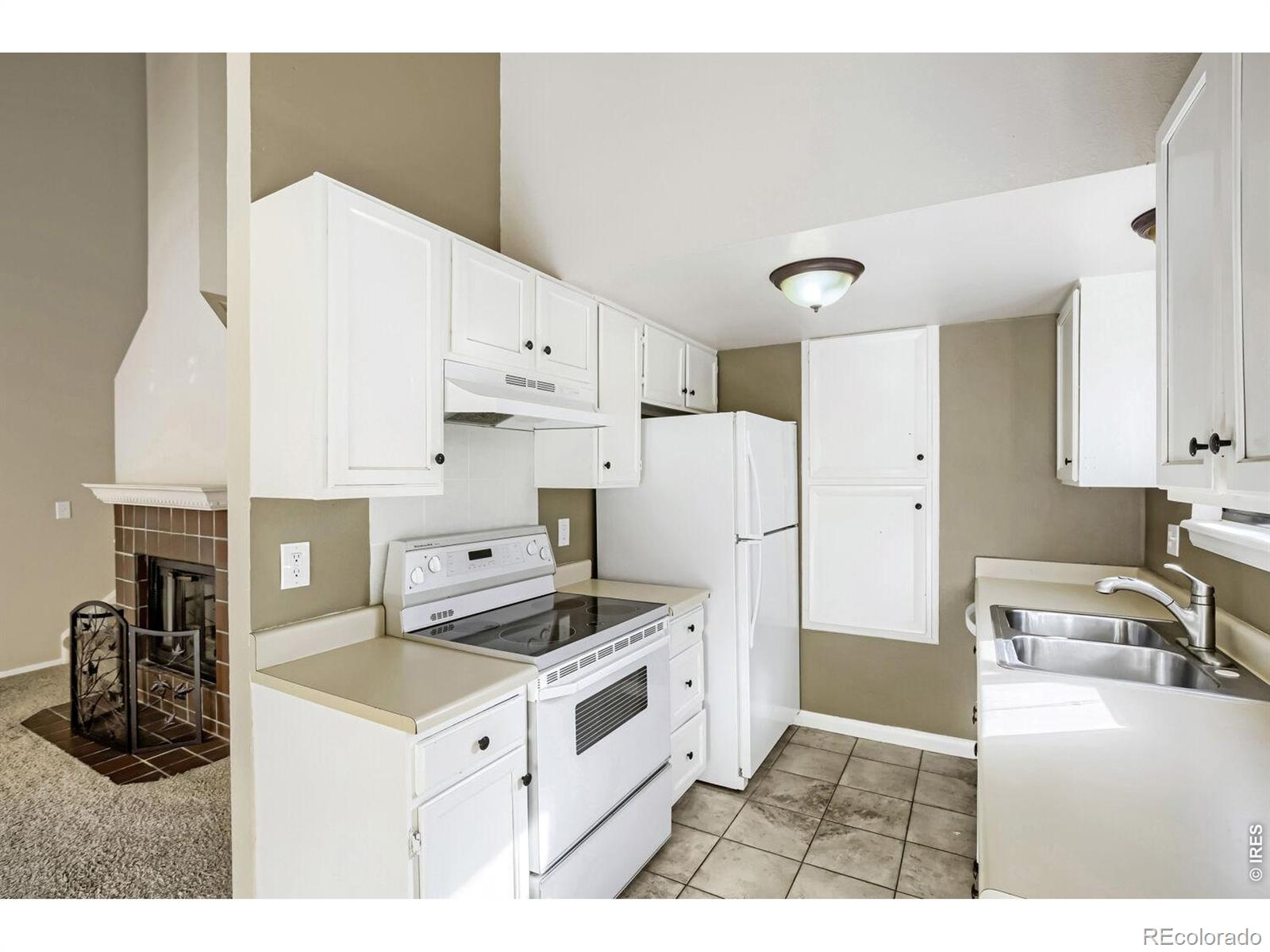 MLS Image #9 for 1021  townley circle,longmont, Colorado