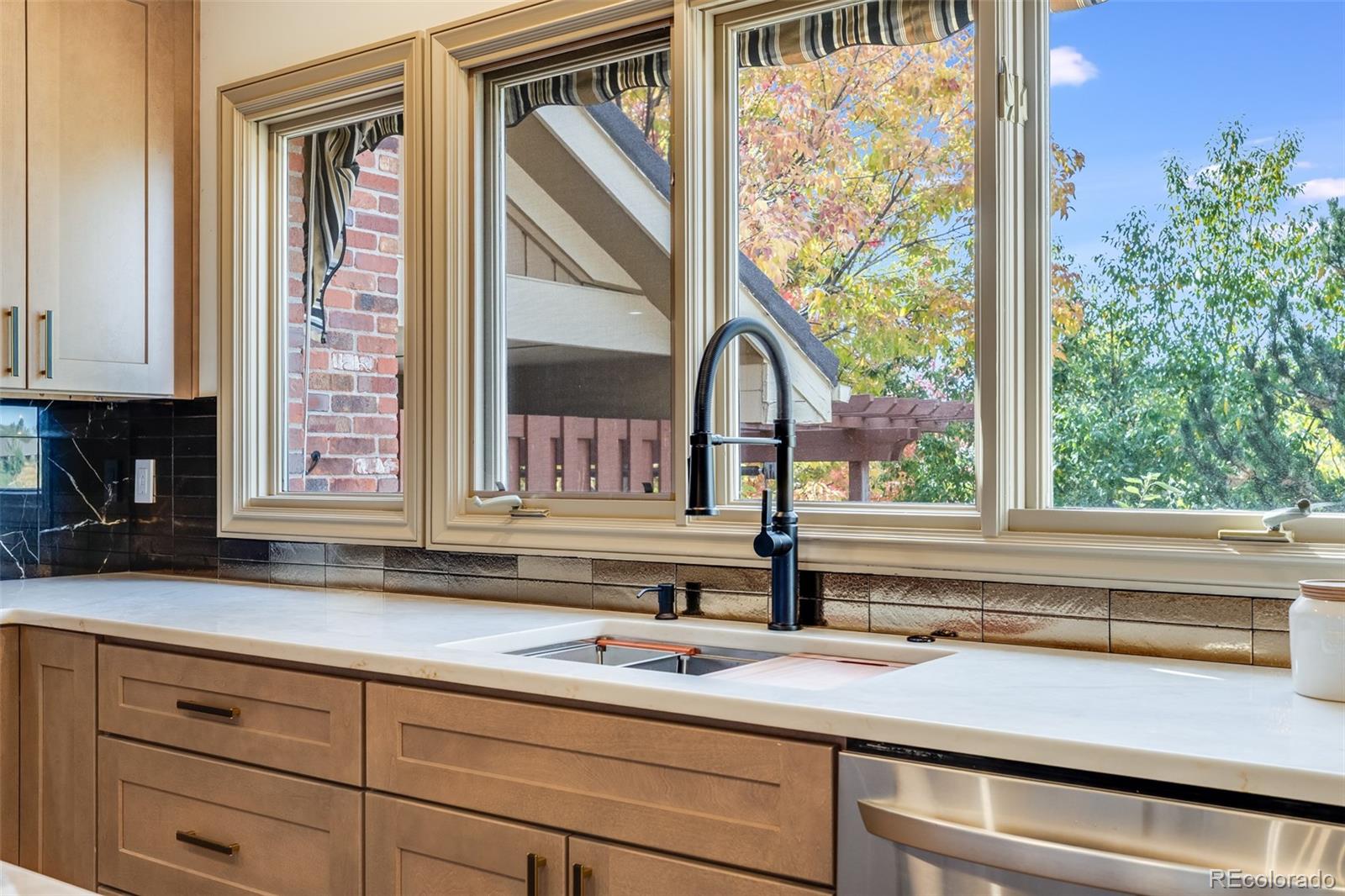 MLS Image #16 for 6033 s bellaire way,centennial, Colorado