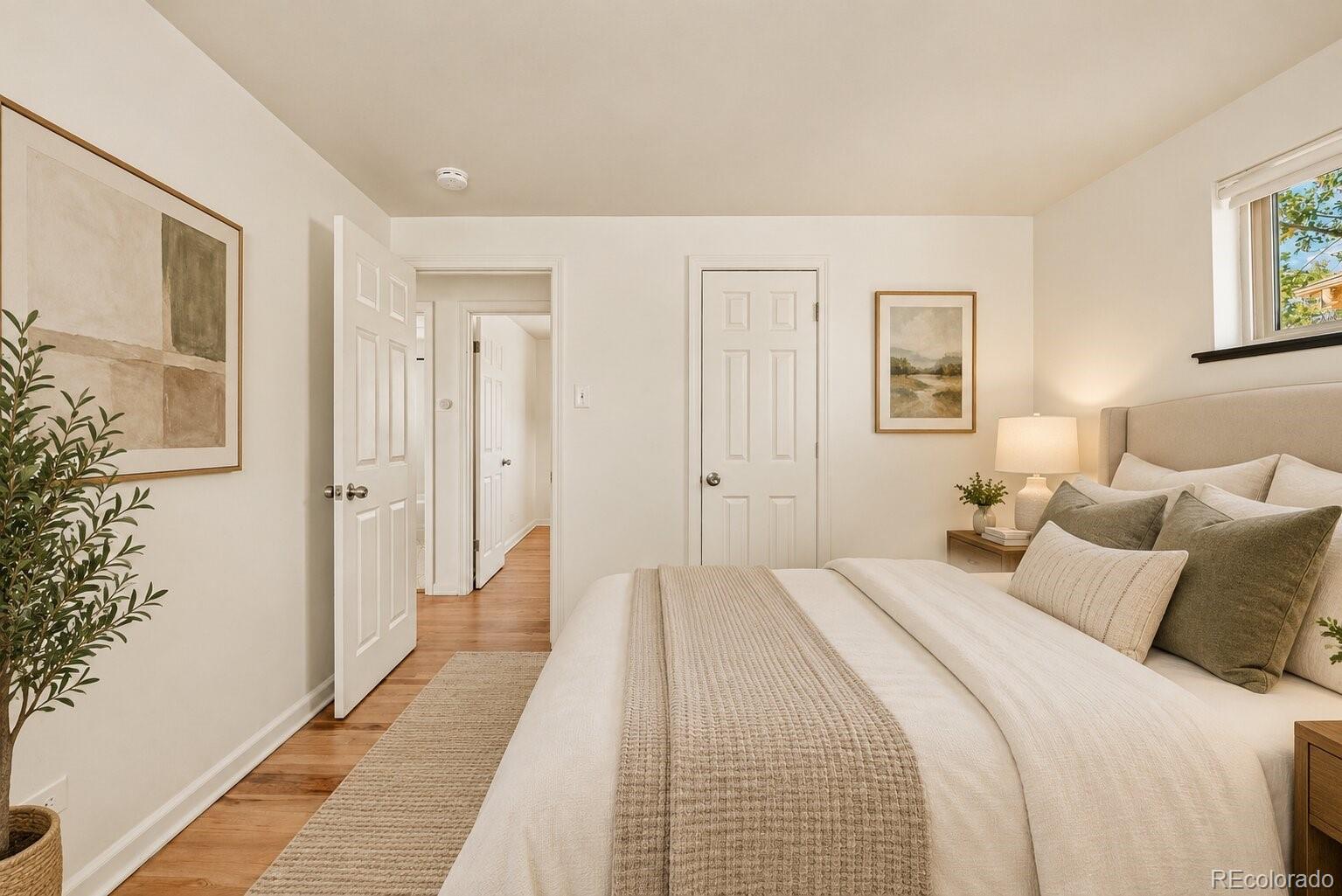 MLS Image #10 for 1385 s alcott street,denver, Colorado