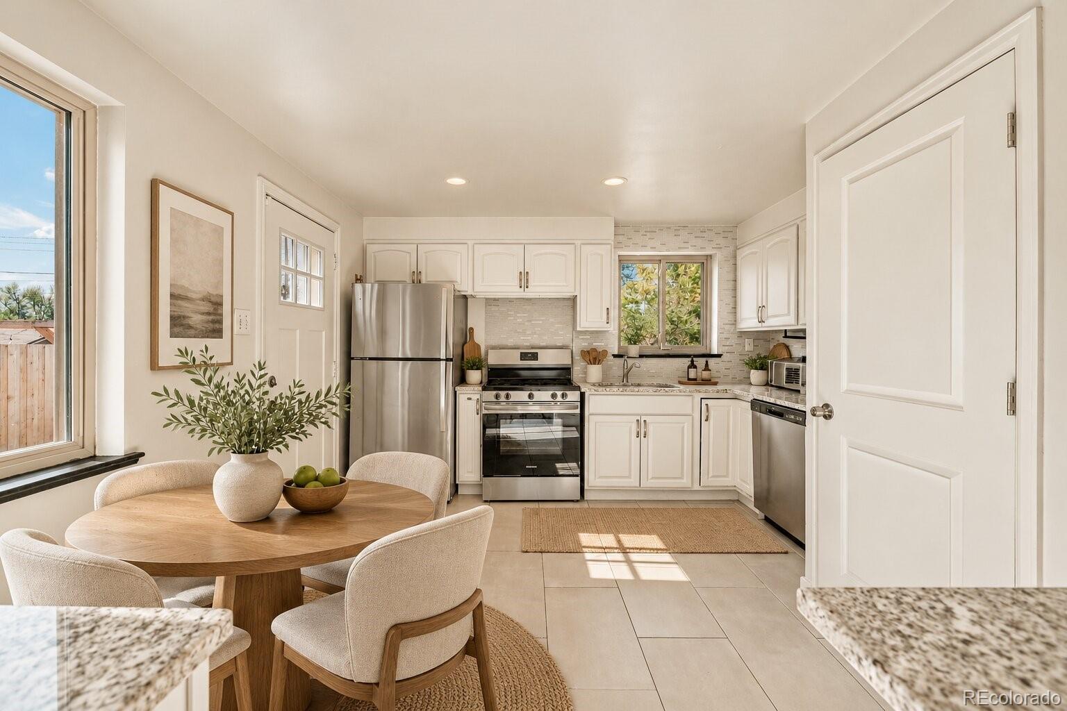 MLS Image #4 for 1385 s alcott street,denver, Colorado