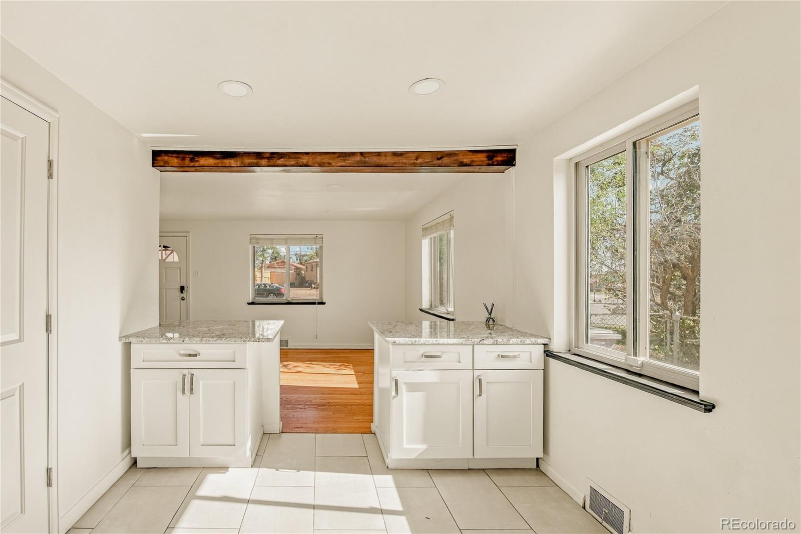 MLS Image #7 for 1385 s alcott street,denver, Colorado