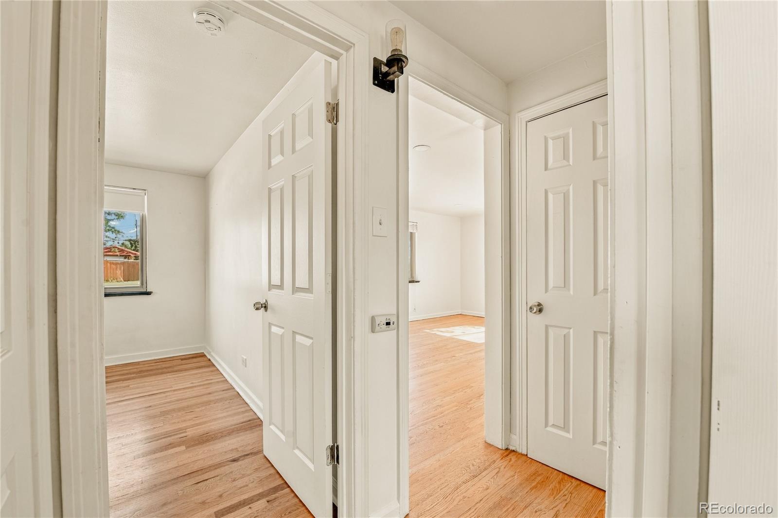 MLS Image #8 for 1385 s alcott street,denver, Colorado