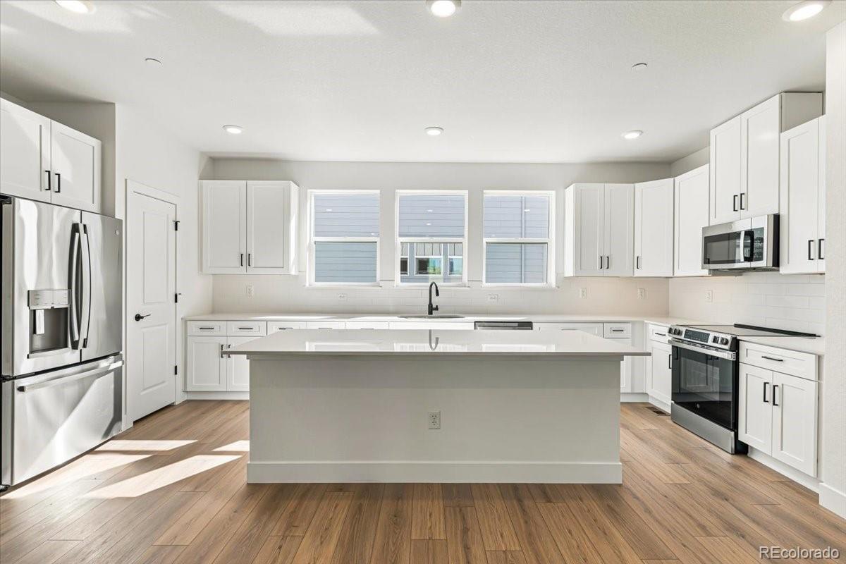 MLS Image #2 for 2888 w 56th place ,denver, Colorado