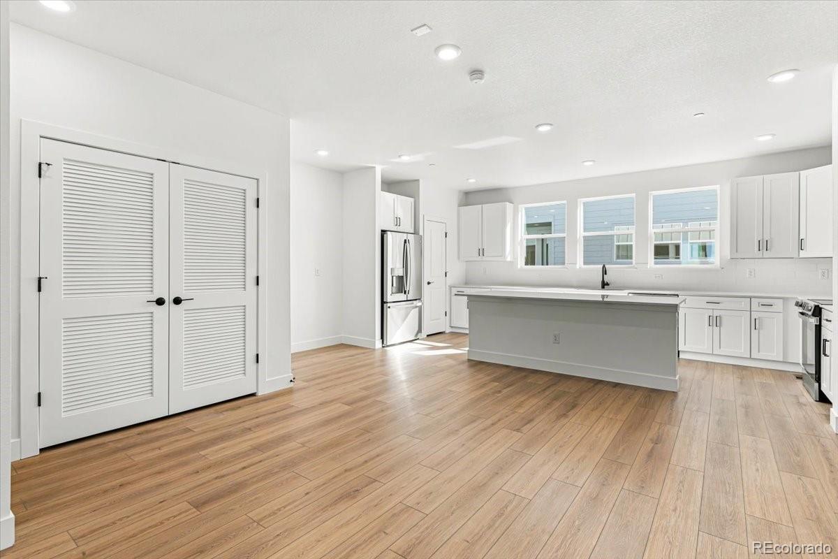 MLS Image #5 for 2888 w 56th place ,denver, Colorado