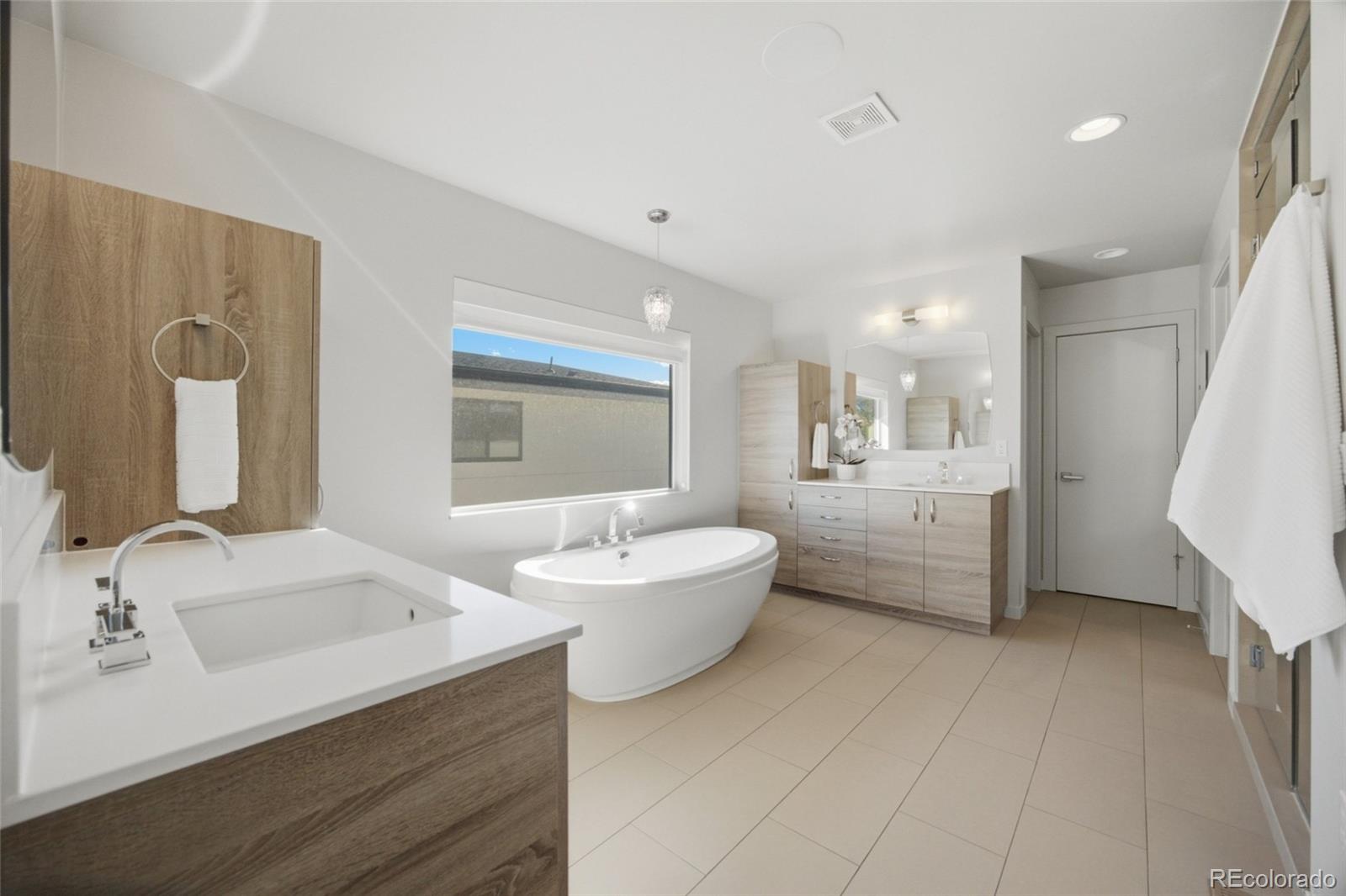 MLS Image #24 for 1141 s cook street,denver, Colorado