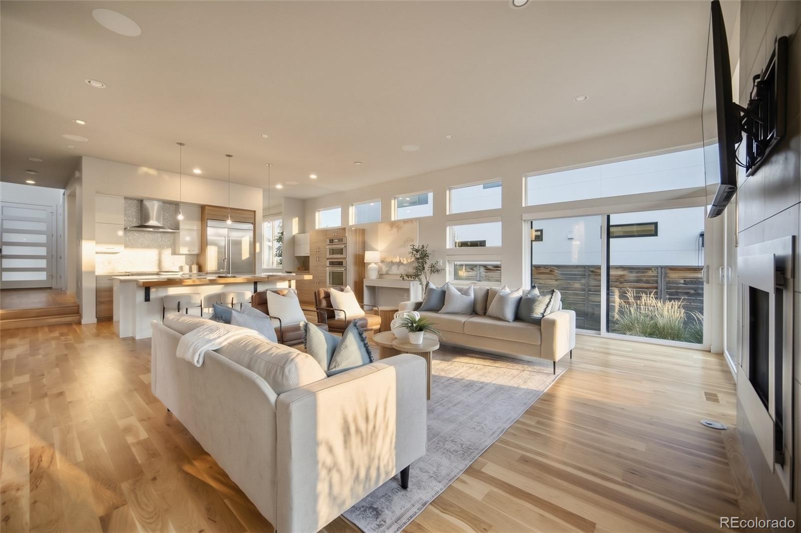MLS Image #5 for 1141 s cook street,denver, Colorado