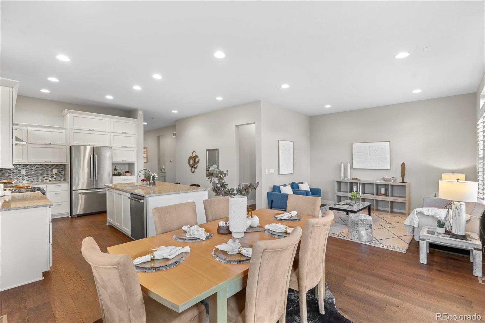 MLS Image #2 for 7024 s buchanan court,aurora, Colorado