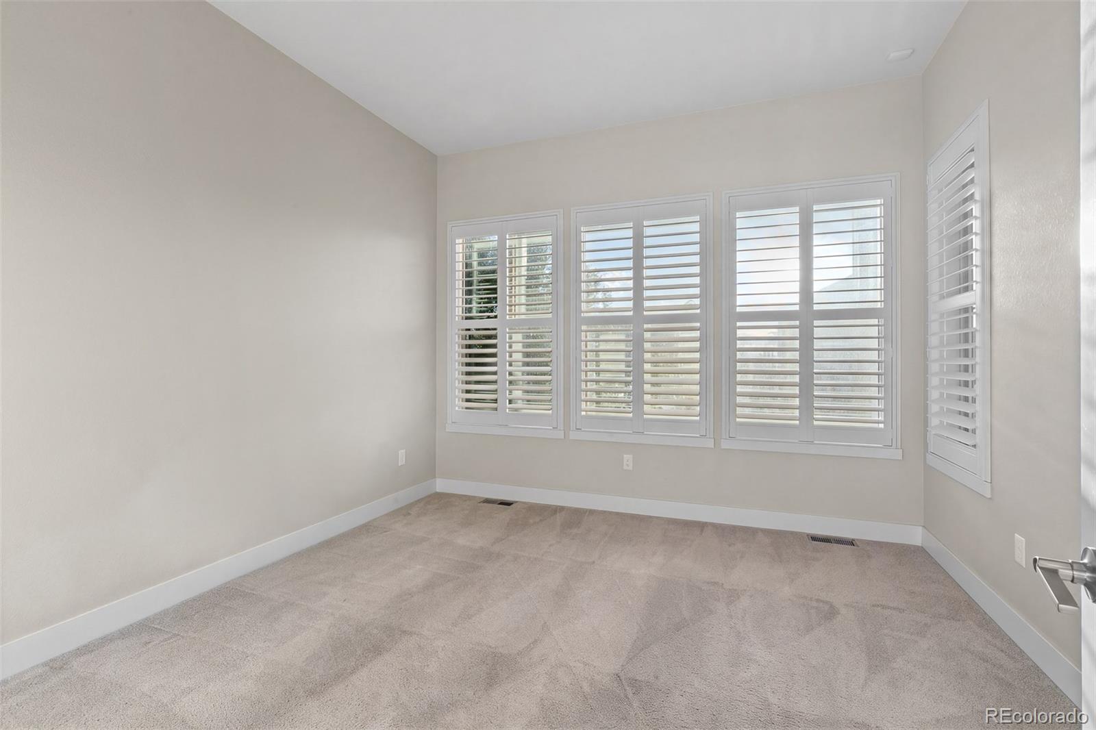 MLS Image #23 for 7024 s buchanan court,aurora, Colorado