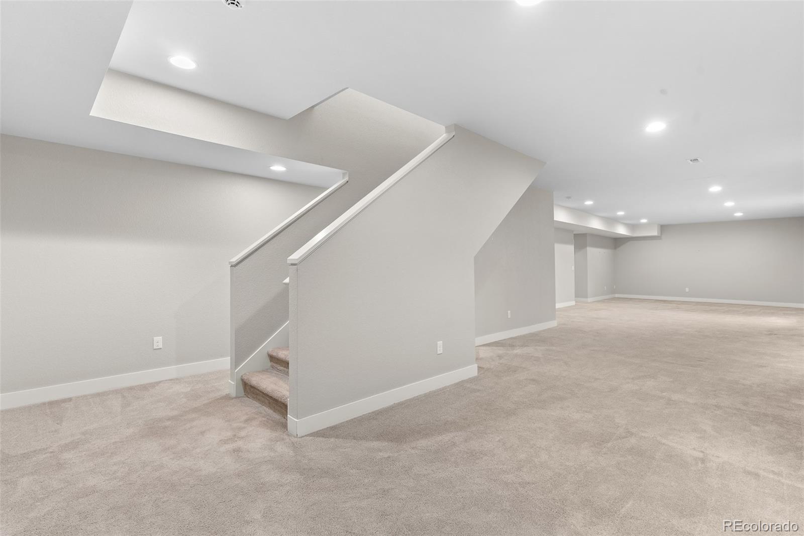 MLS Image #28 for 7024 s buchanan court,aurora, Colorado