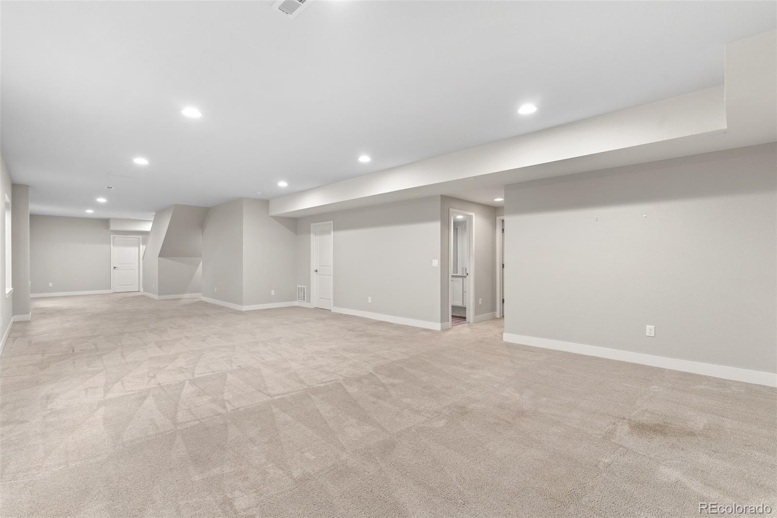 MLS Image #29 for 7024 s buchanan court,aurora, Colorado