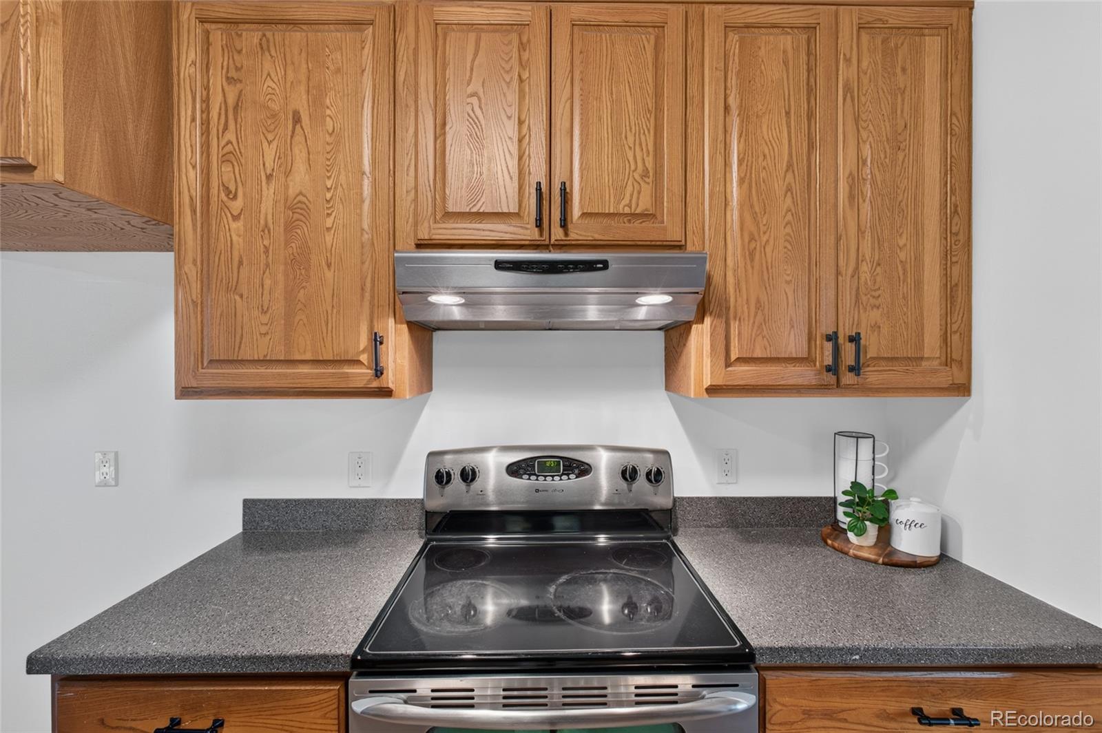 MLS Image #23 for 6940 w 4th avenue,lakewood, Colorado