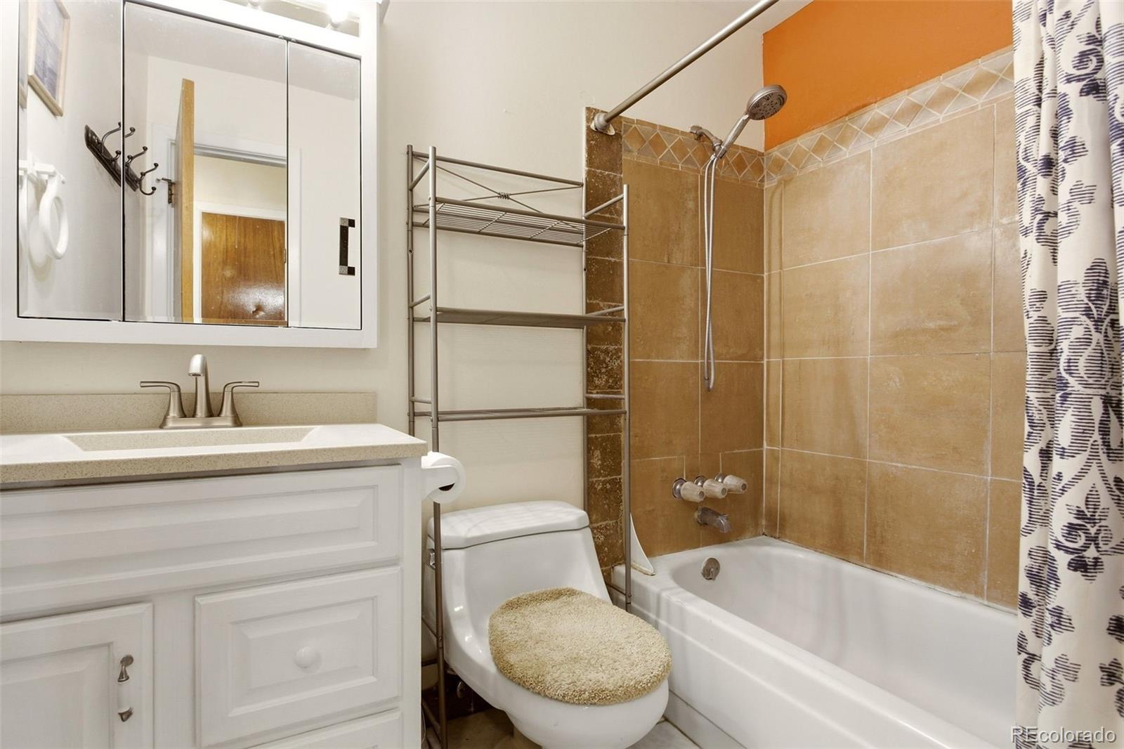 MLS Image #10 for 15018 e columbia drive,aurora, Colorado