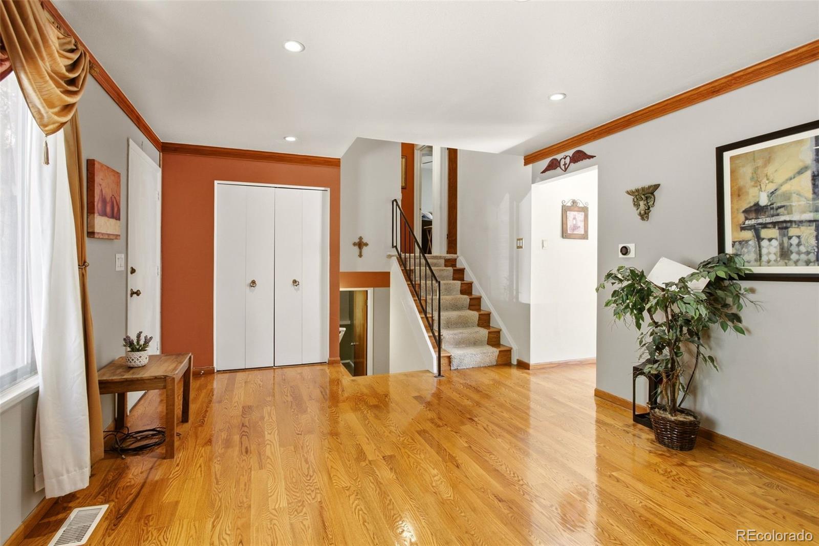 MLS Image #4 for 15018 e columbia drive,aurora, Colorado
