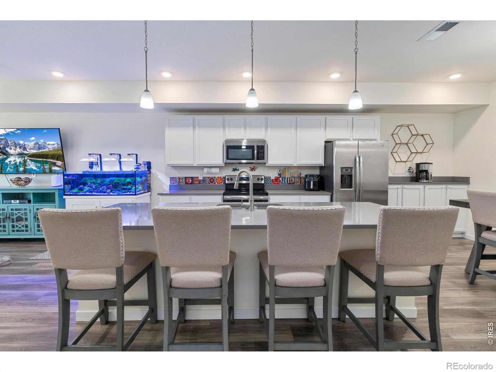MLS Image #3 for 857 e 98th avenue,thornton, Colorado