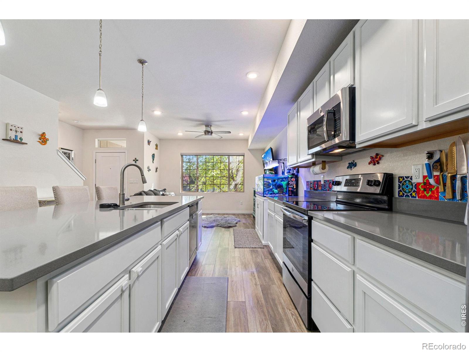 MLS Image #5 for 857 e 98th avenue,thornton, Colorado