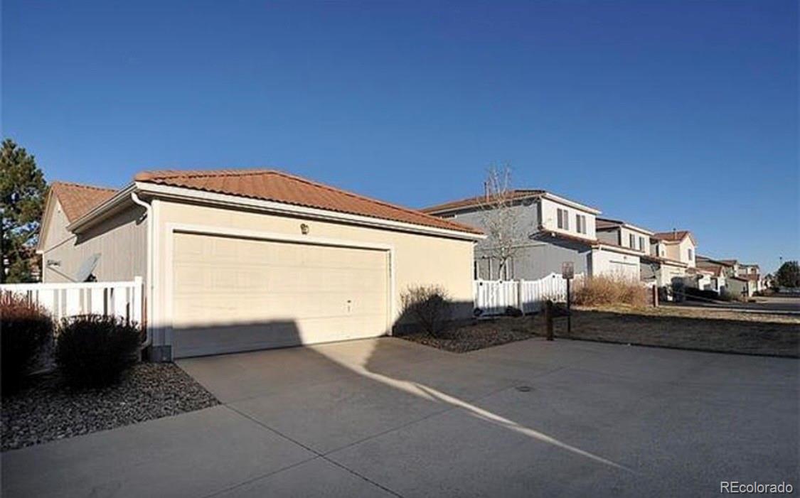 MLS Image #13 for 21551 e 46th avenue,denver, Colorado