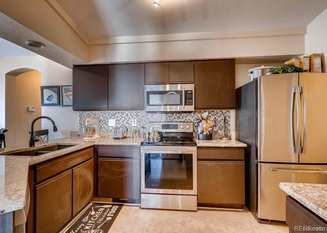 MLS Image #3 for 21551 e 46th avenue,denver, Colorado