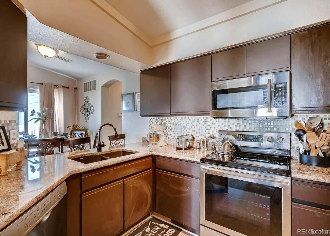 MLS Image #4 for 21551 e 46th avenue,denver, Colorado