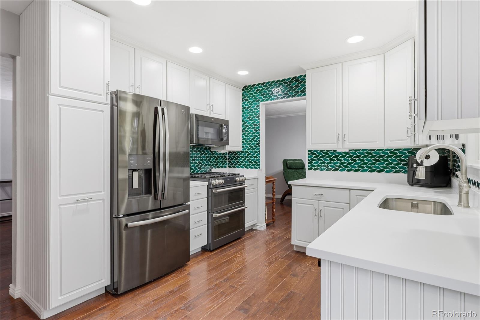 MLS Image #13 for 6851 s forest street,centennial, Colorado
