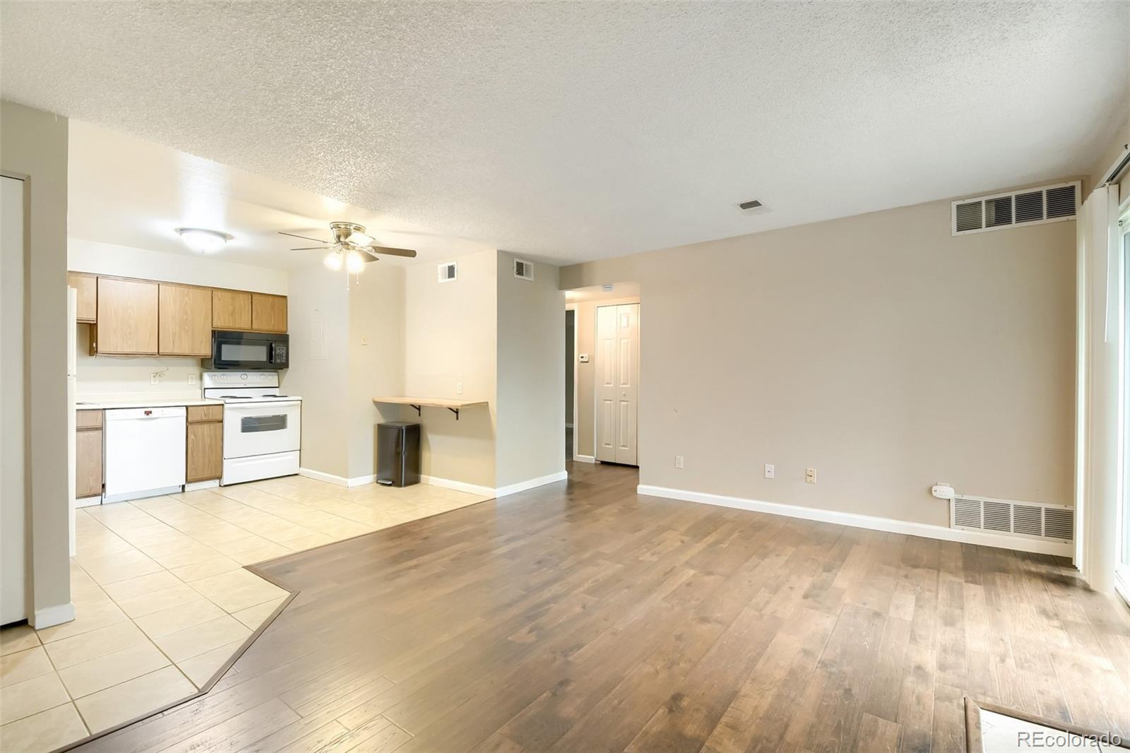 MLS Image #3 for 8843  colorado boulevard,thornton, Colorado