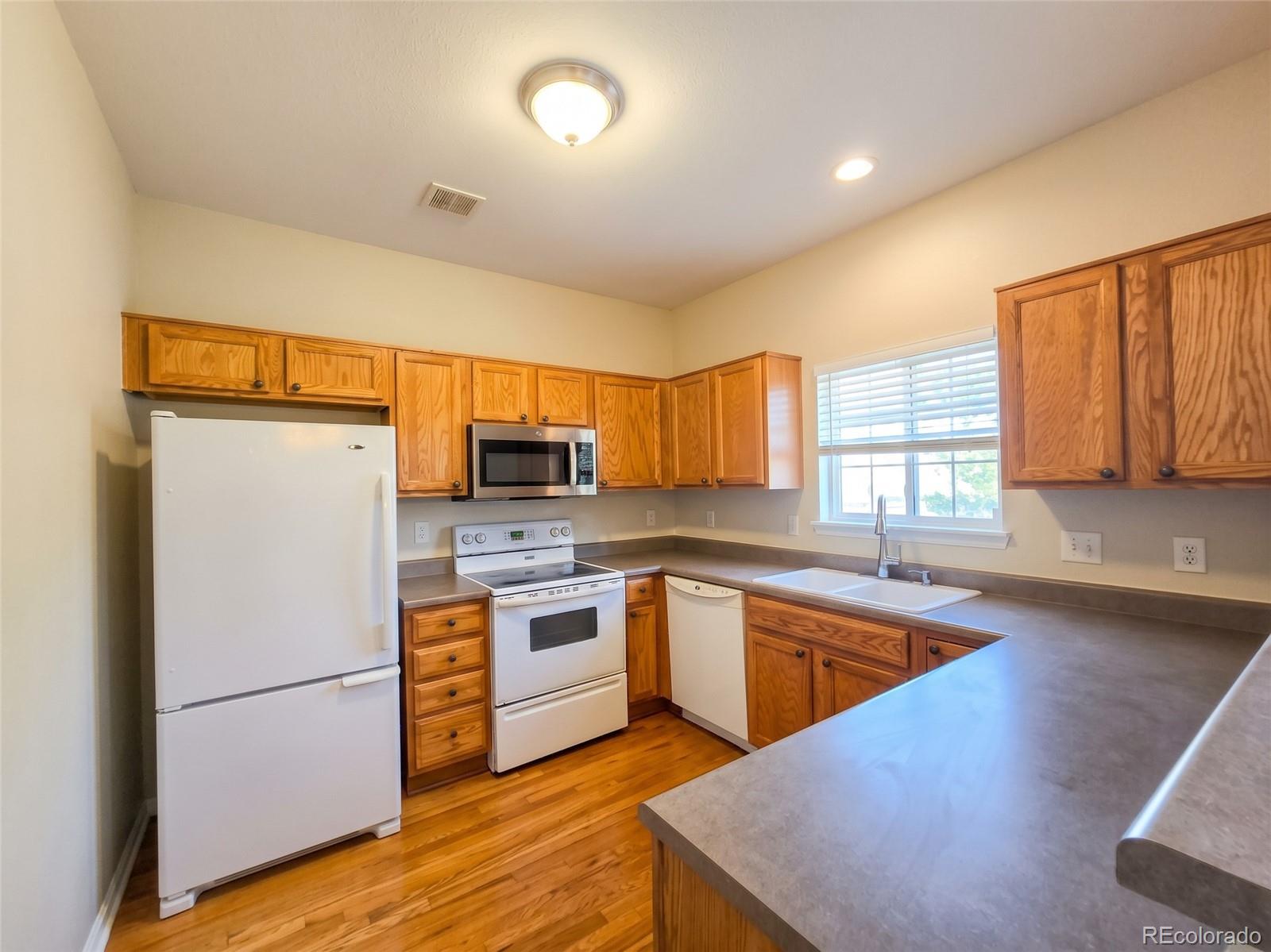 MLS Image #3 for 19238 e gunnison circle,aurora, Colorado